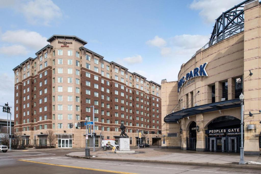 Residence Inn Pittsburgh North Shore Image