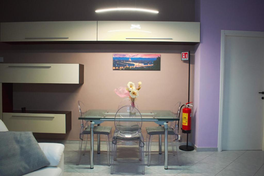 Ampio e luminoso appartamento 80 mq con Wi-Fi fibra vicino Parco Valentino, Ospedali e Inalpi Arena 4