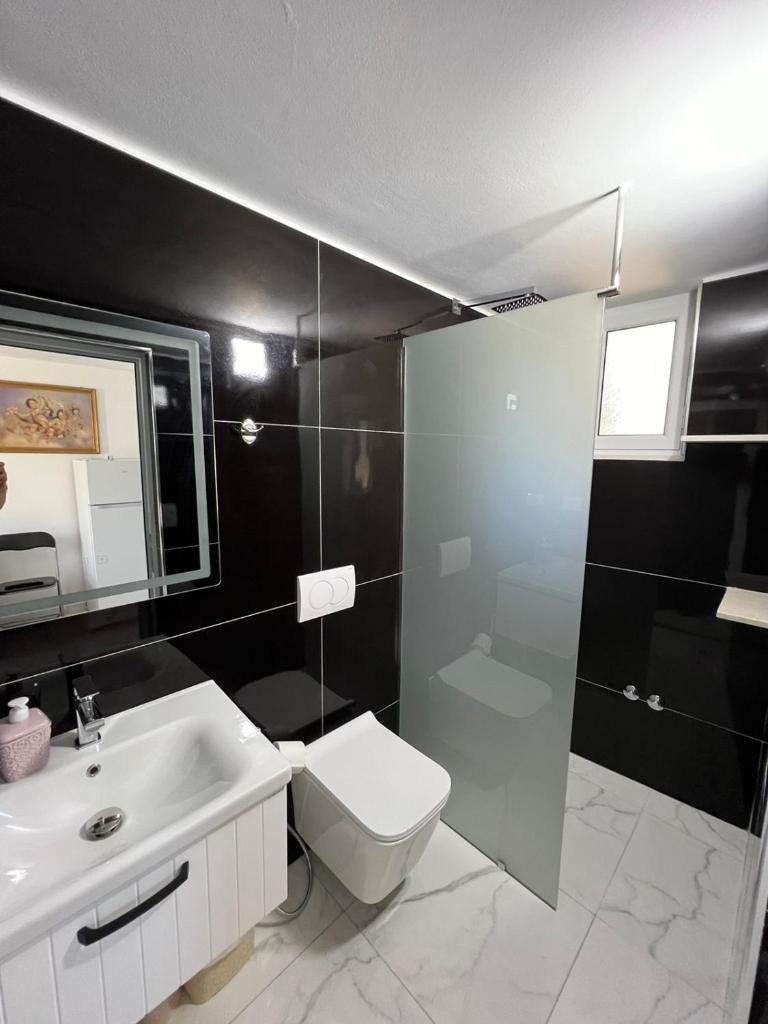 Sea Holiday Apartments 3