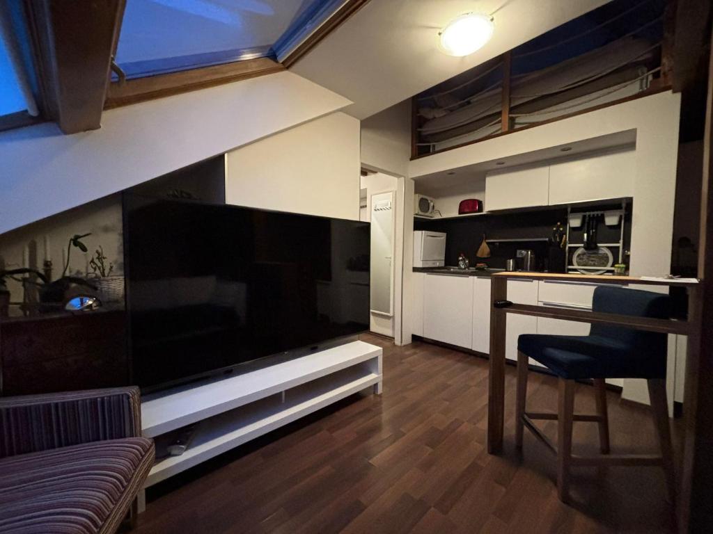The Republic Apartments 3