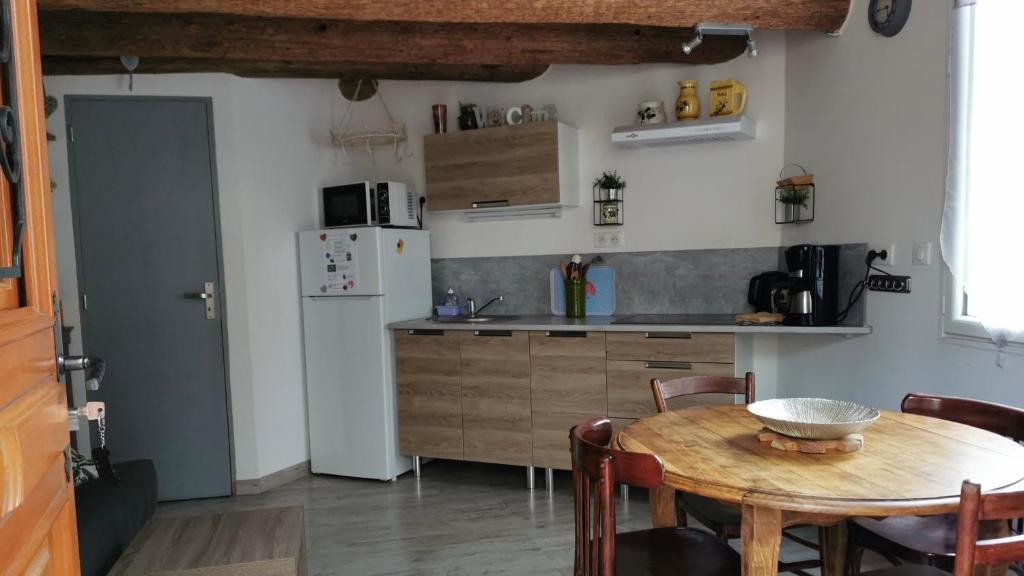 Les Gîtes sous l' Olivier en Camargue 7