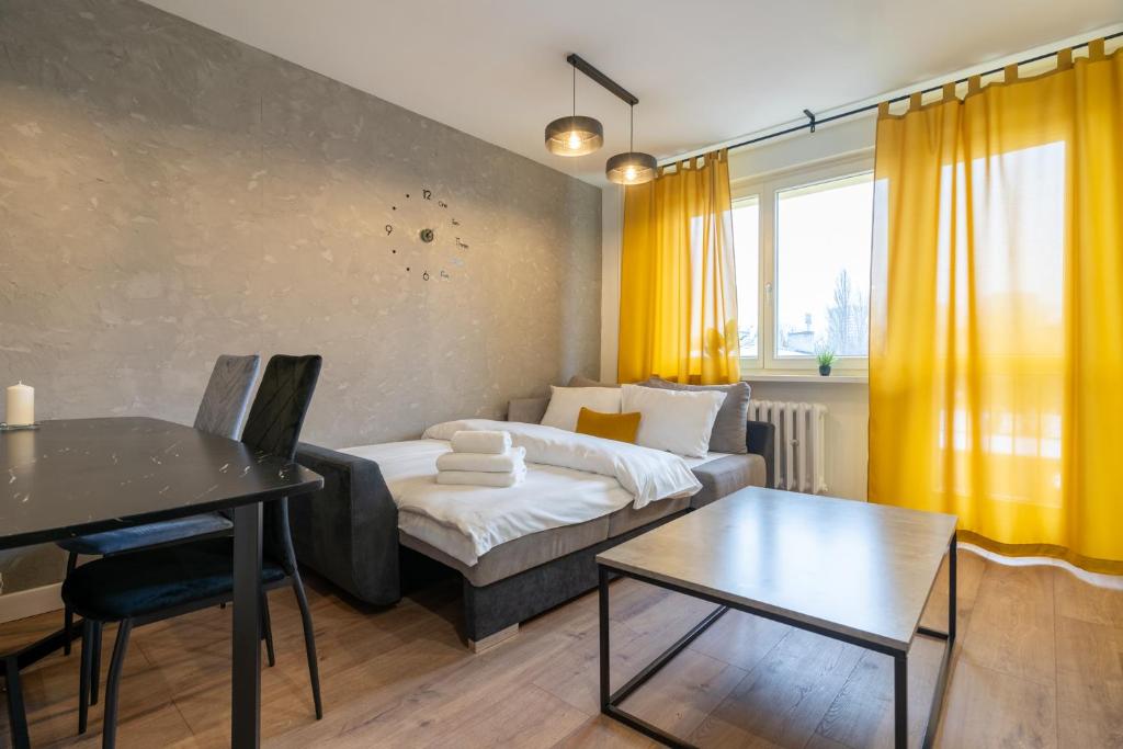 Spodek Homely Apartment by BookingHost 2