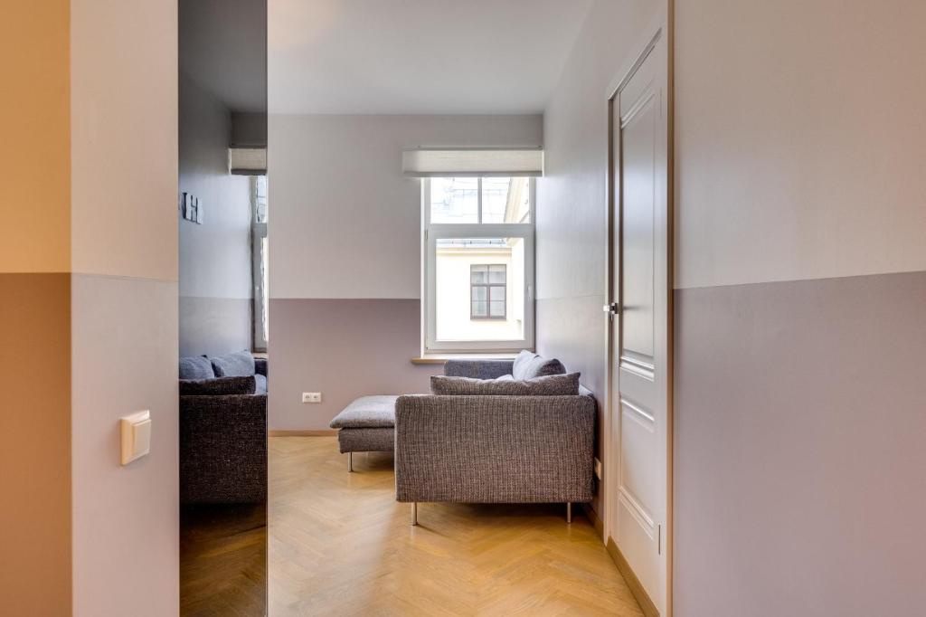 Elegant Stay in Quiet Center 3