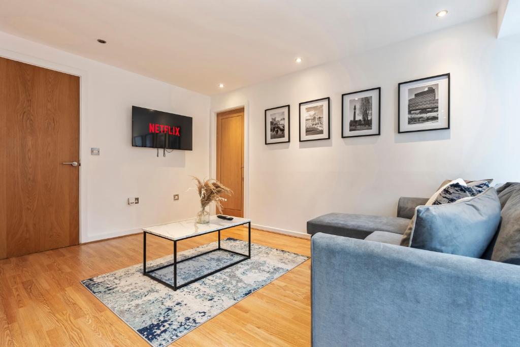 Birmingham City Centre 2BR apartment & Free Netflix 5