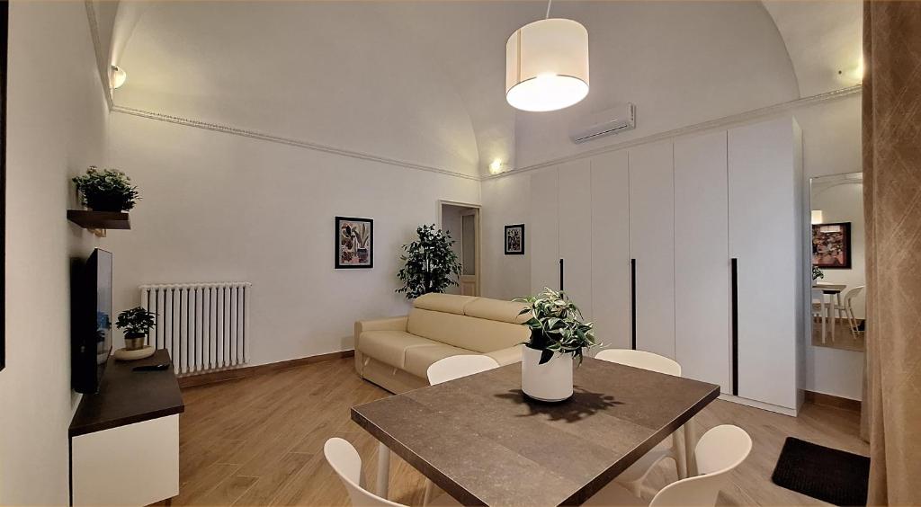 Ventura Home - Casa Vacanze Lecce con Giardino a due passi dal Centro 1