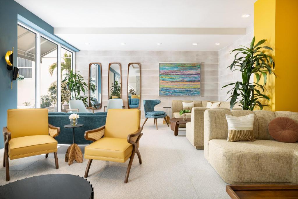 Hotel Continental Miami Beach, Tapestry Collection by Hilton Image