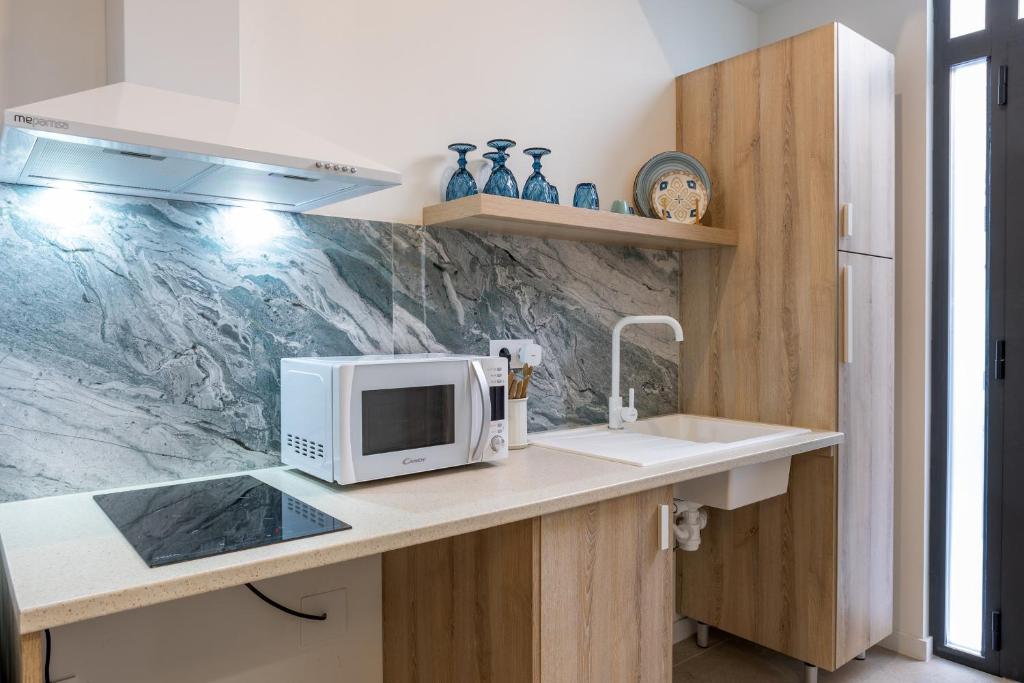 RM1 - Loft Valencia cómodos estudios dúplex cerca a la Avenida del Puerto 2