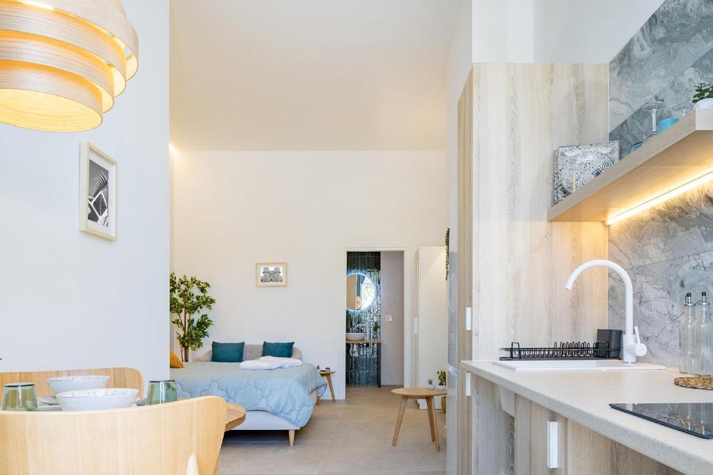 UY - Loft Valencia Acogedores y modernos estudios cerca de la estación Joaquín Sorolla 3