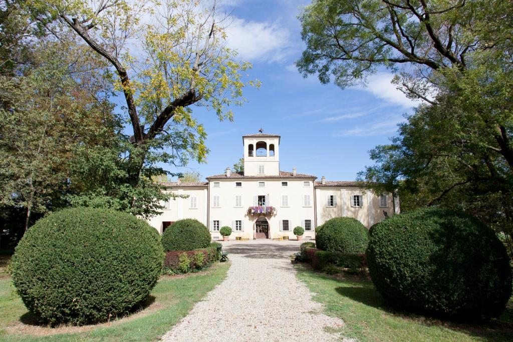 Casa nella campagna Parmigiana. 1