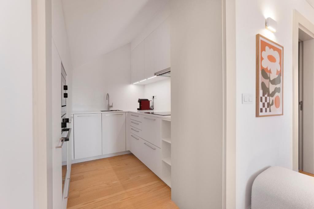 Avenida Boutique Apartments 7