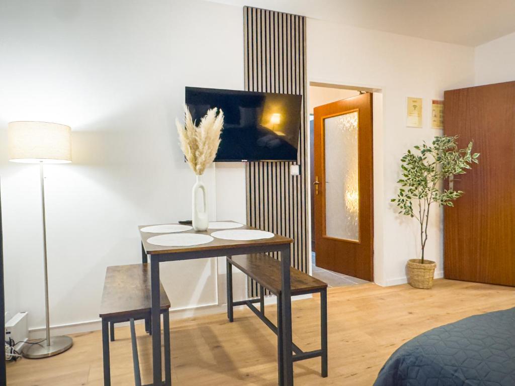 MOIN Apartments - Privater Parkplatz & Balkon, WiFi und TV 8