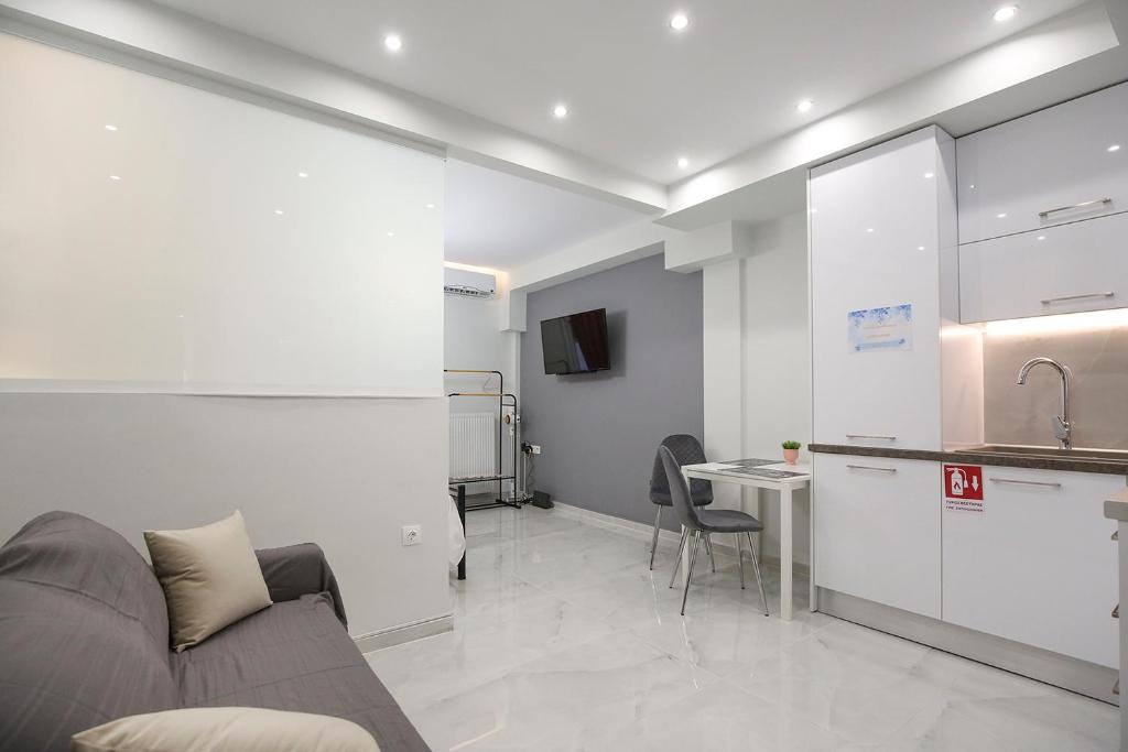 #Ioanna apartments City Room 2 5