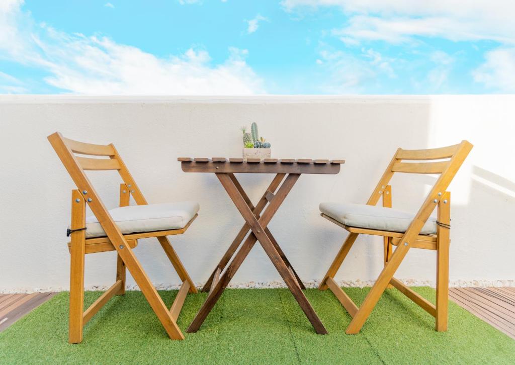 Tarifa Cozy House - Beach view & Balcony 2