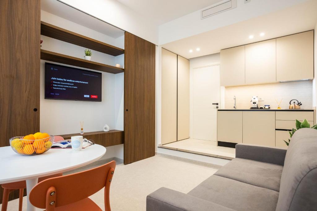 Nora's Suites 4