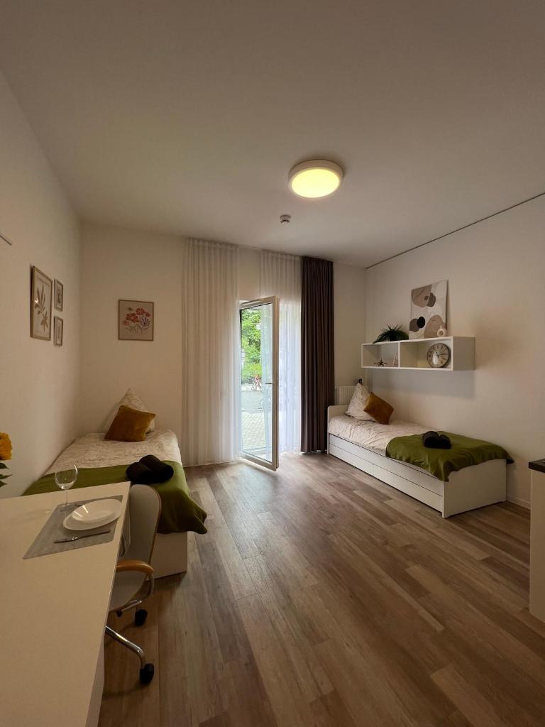Ein Zimmer Studio Wohnung 5