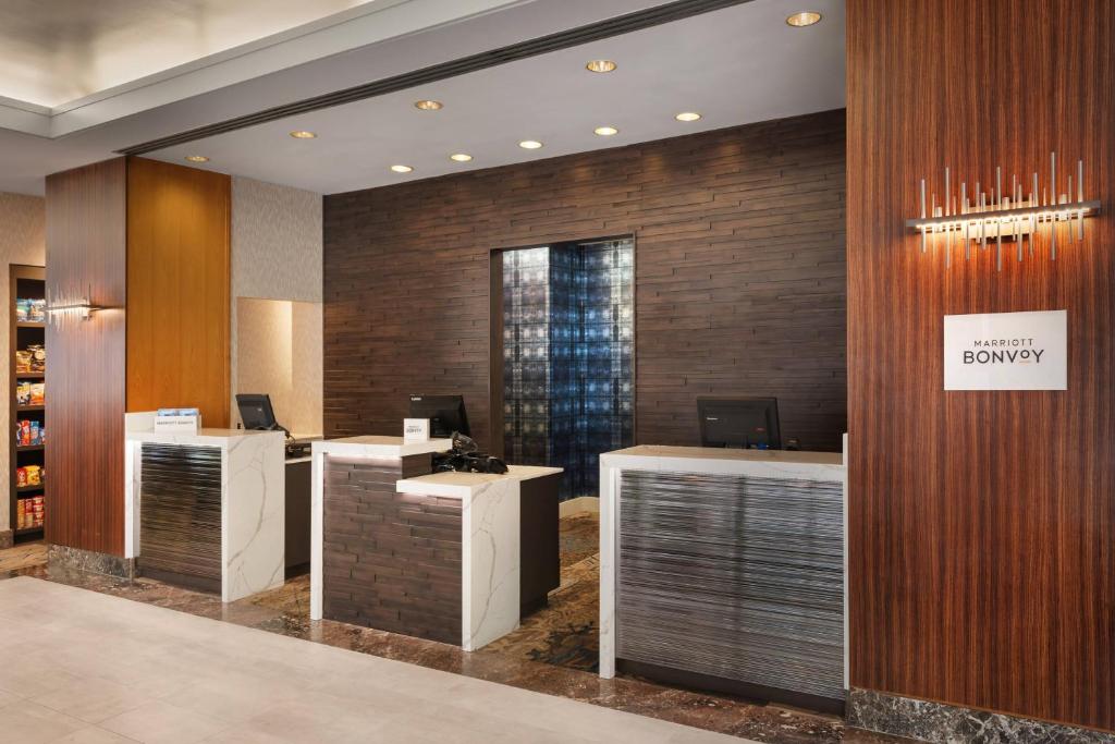 Residence Inn Bethesda Downtown Image