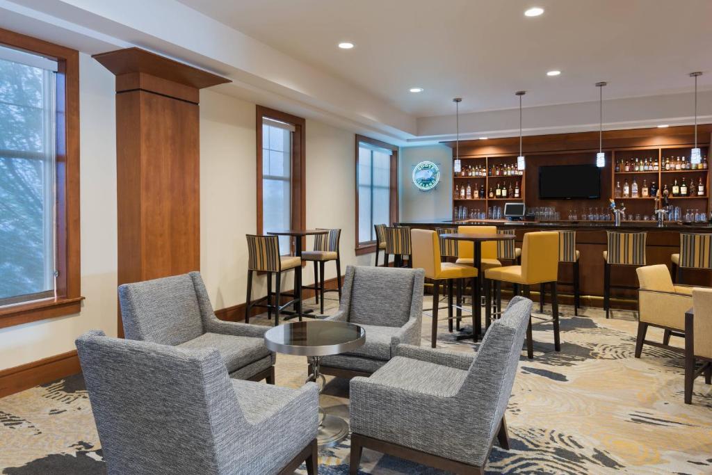 Residence Inn by Marriott St. Louis Downtown Image