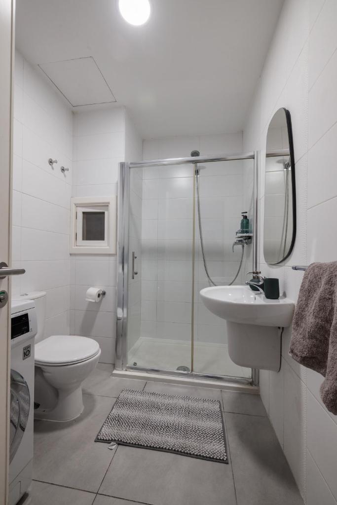 Stunning 2-Bed Apartment in Heart of Valletta 3