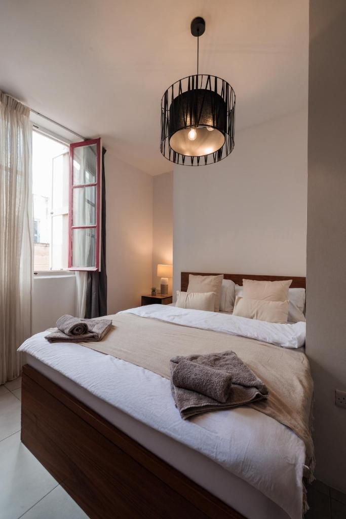 Stunning 2-Bed Apartment in Heart of Valletta 7