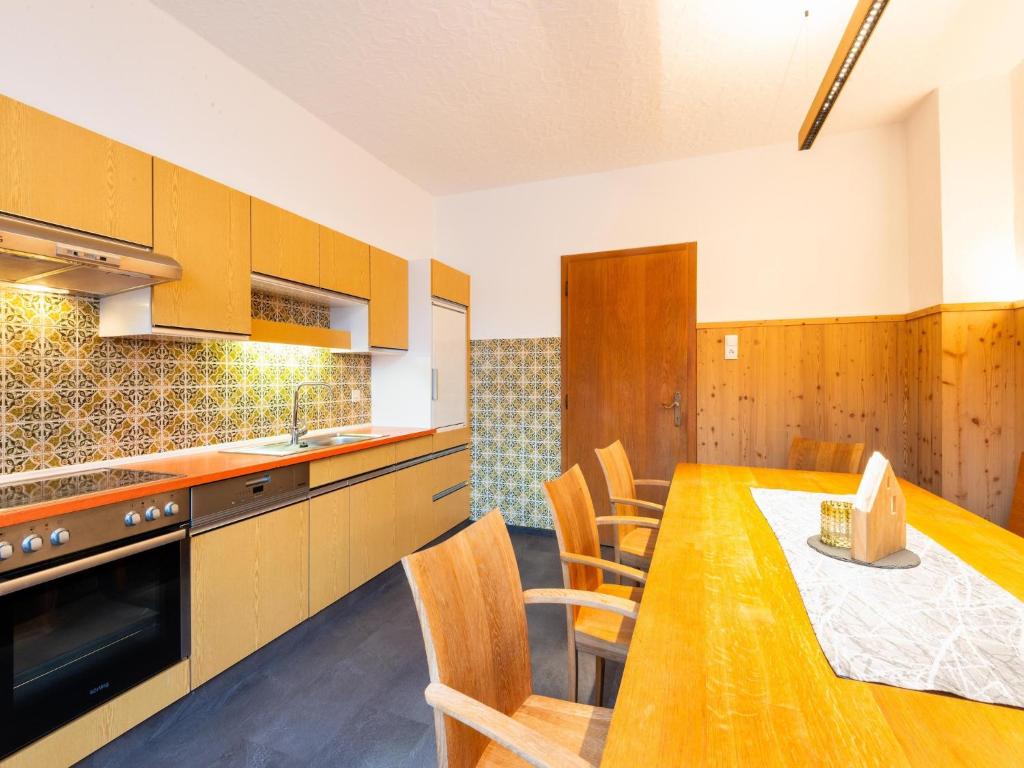 House in Fügen near Zillertal Ski Slopes 4