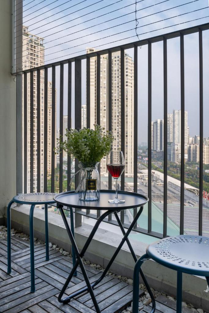 Landmark View Cozy 2 BR condo in Masteri Thao Dien