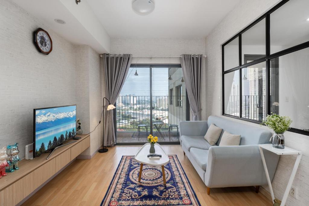 Landmark View Cozy 2 BR condo in Masteri Thao Dien