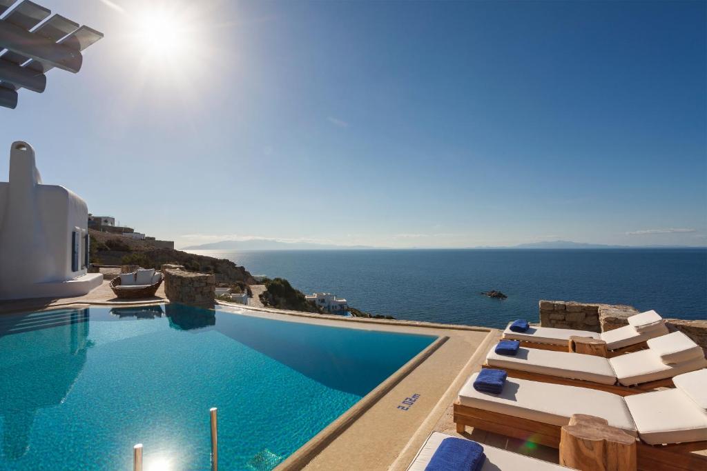 AGL Luxury Villas 4
