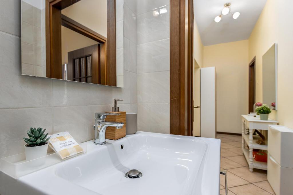 - Near Downtown - Bergamo Central Stay 7