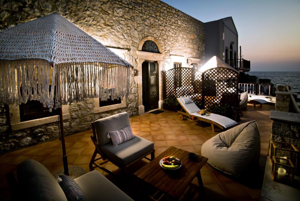 Kantouni Bay Suites 2