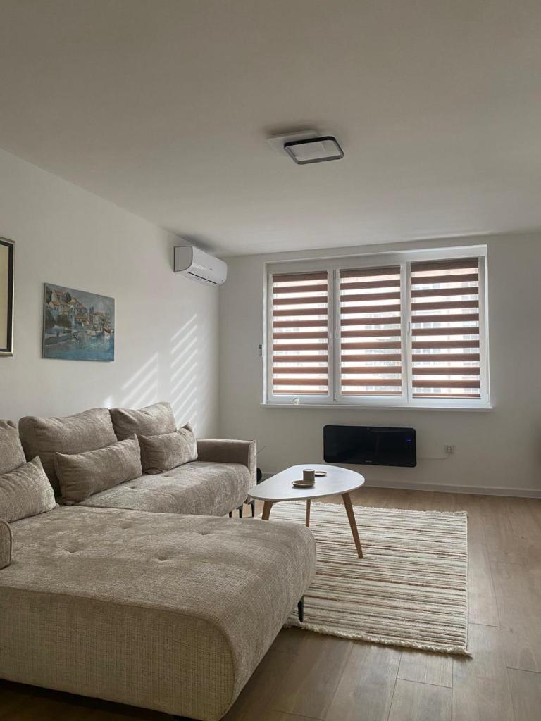 Apartman Adrian 5