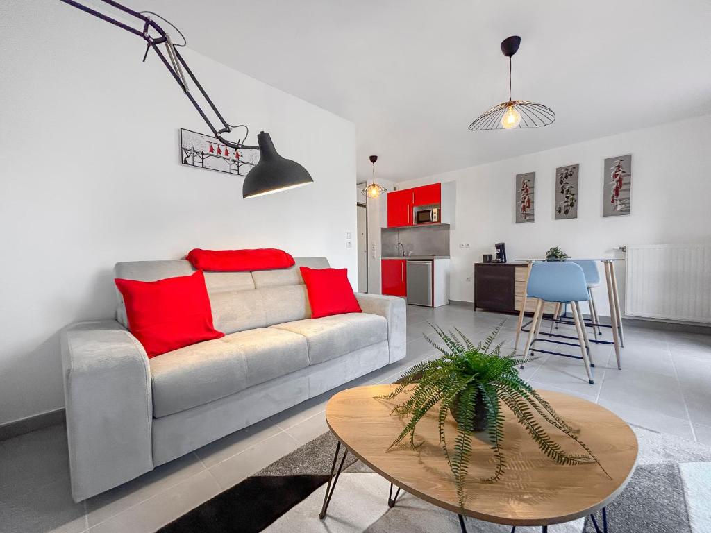 Studio Lumineux Avec Balcon 5