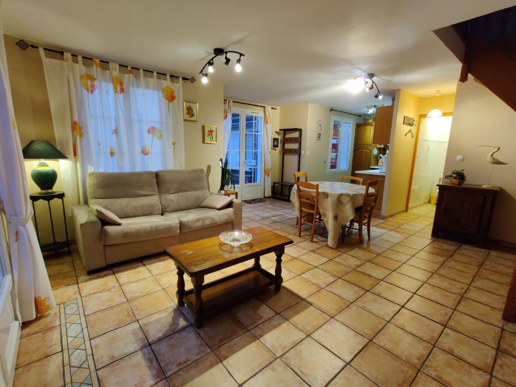 Photo de la galerie de l'établissement Camping et Gîte La Garenne de moncourt baie somme, à Rue