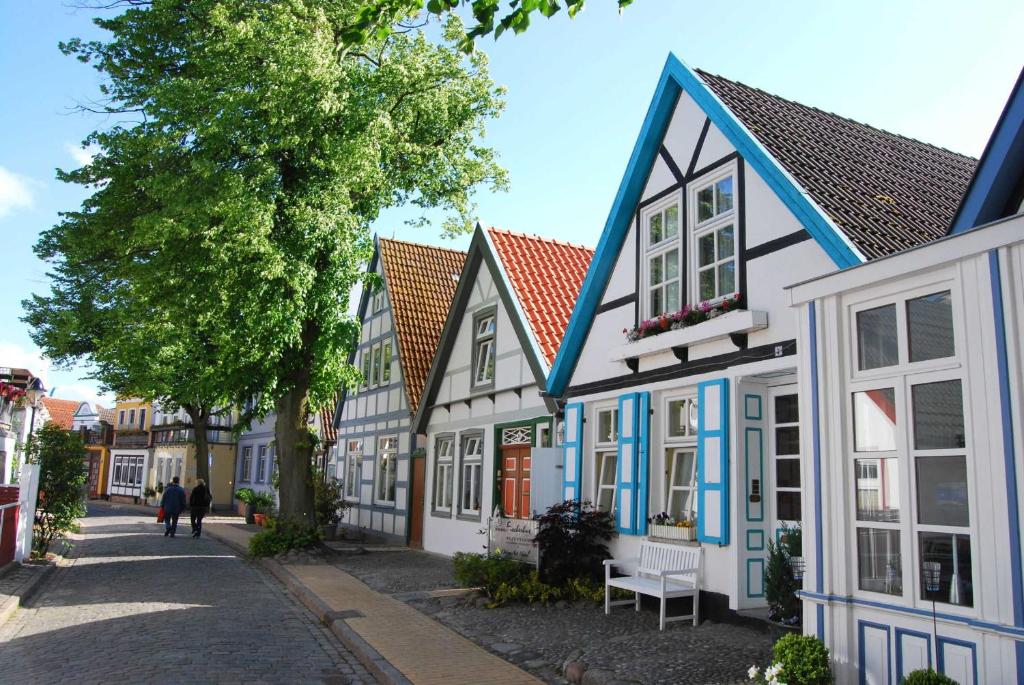 Apartment Warnemünde 10 8