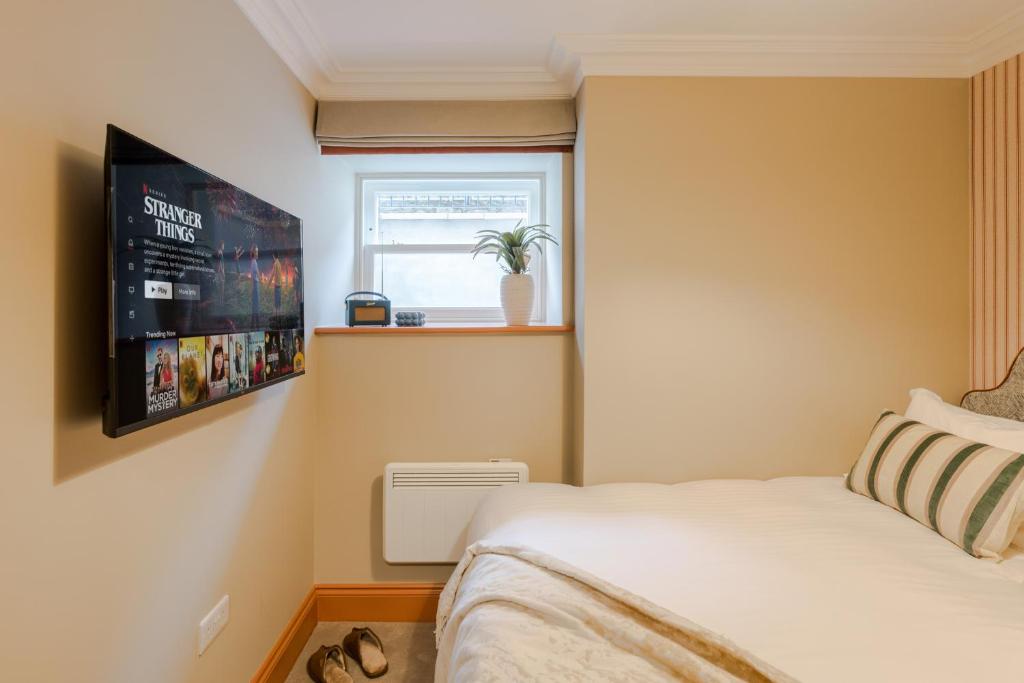 Pembroke House I Your Apartment 3