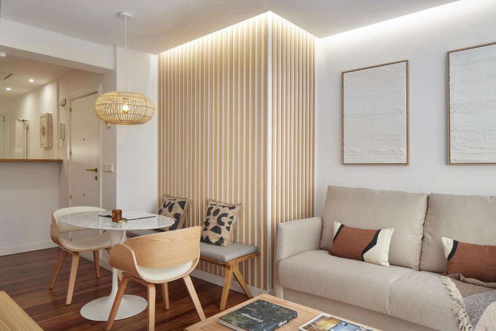 Easo Suite 18 by FeelFree Rentals 4