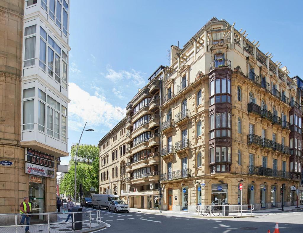 Easo Suite 18 by FeelFree Rentals 6