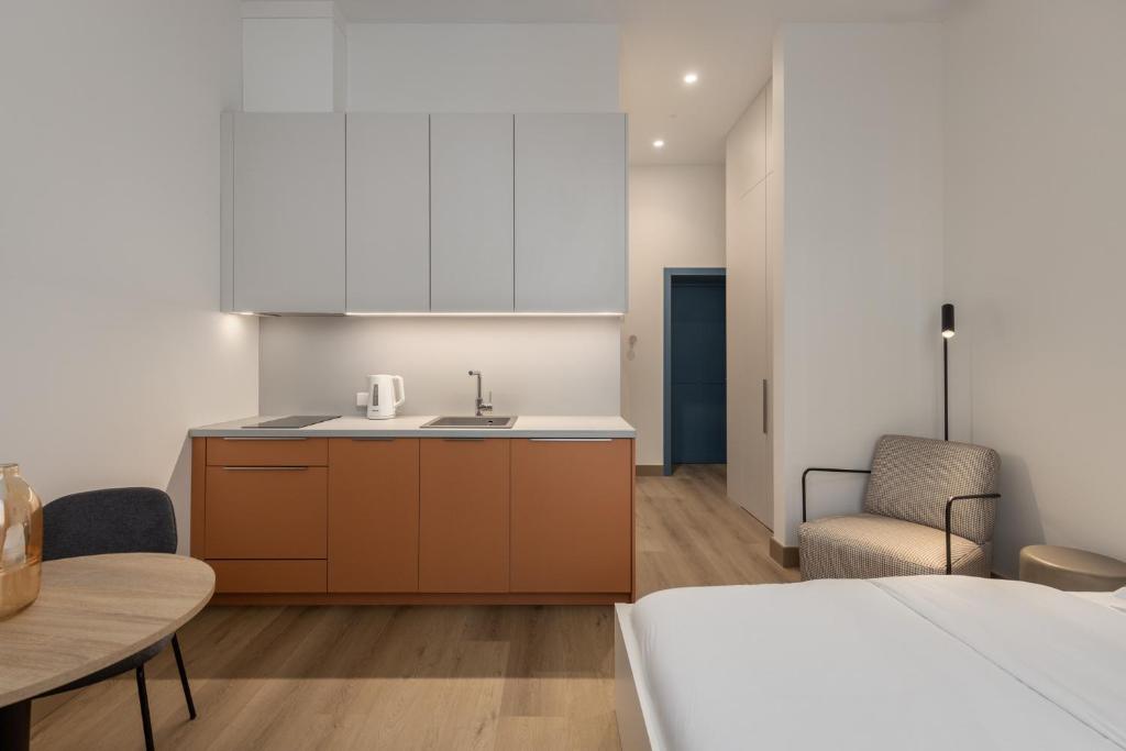 M4 City Centre Studio Apartments - 5 min to Old Town 8