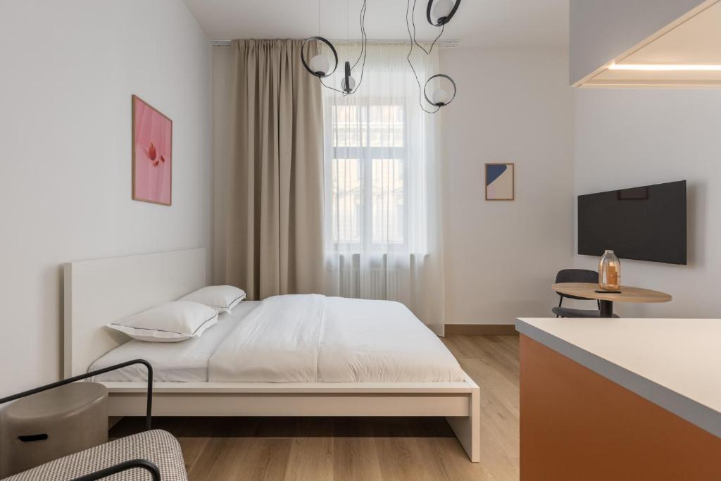 M4 City Centre Studio Apartments - 5 min to Old Town 3