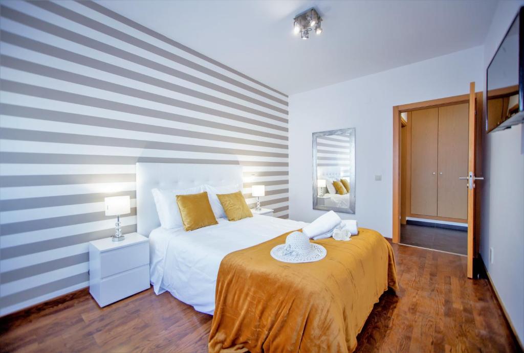 Beach Side Apartment 8