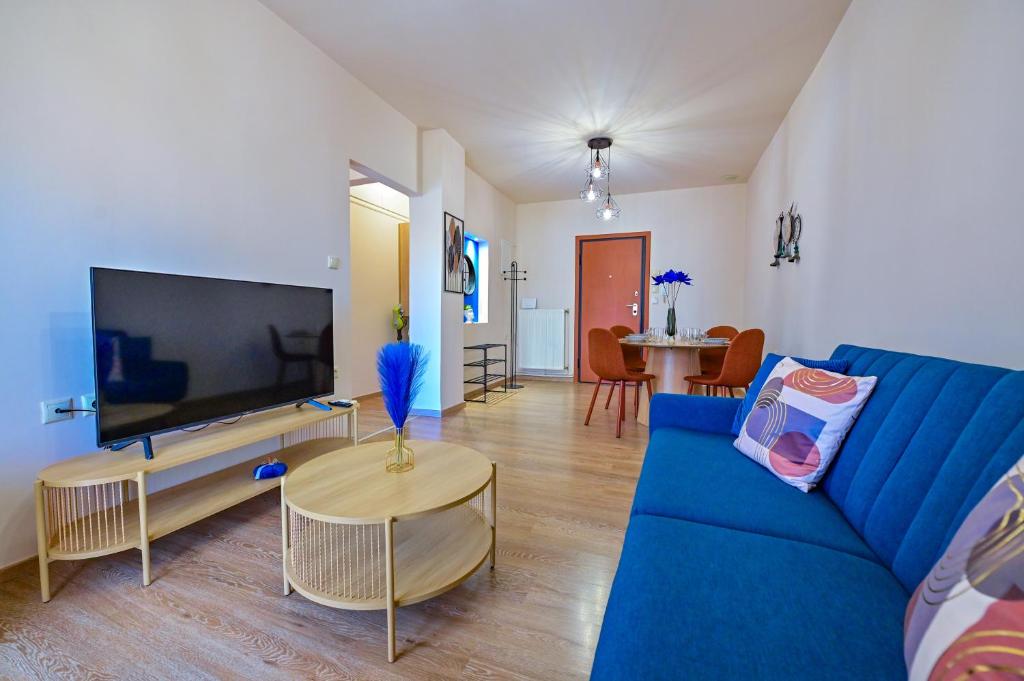 Royal Blue Central House "by Checkin" 5