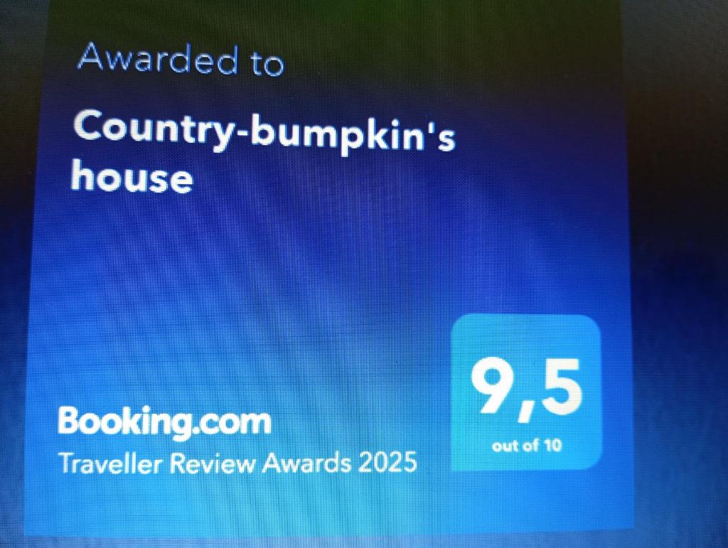Country-bumpkin's house 1