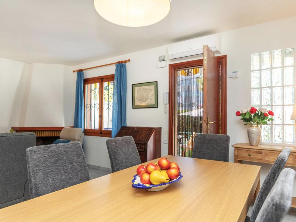 Holiday Home Jorge Comin by Interhome 8