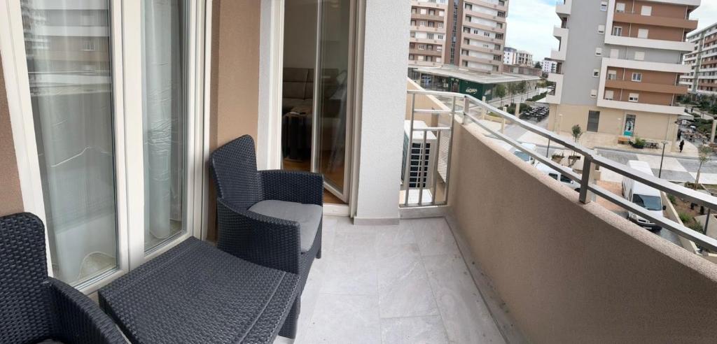 Stylish one bedroom apartment Central Point with -GARAGE 5 EUR PER DAY 5