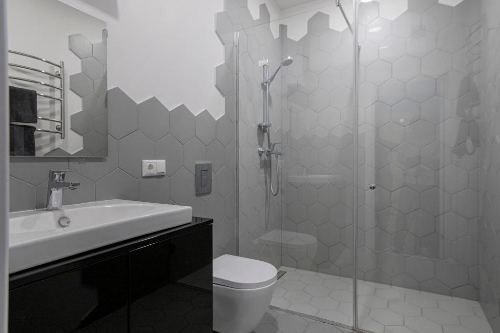 Elegant Stay in Quiet Center 8