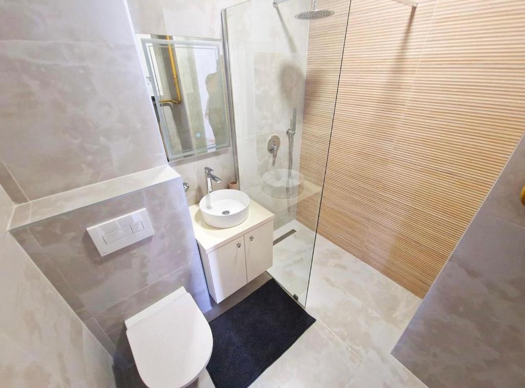 Avdina Luxury Apartment 3