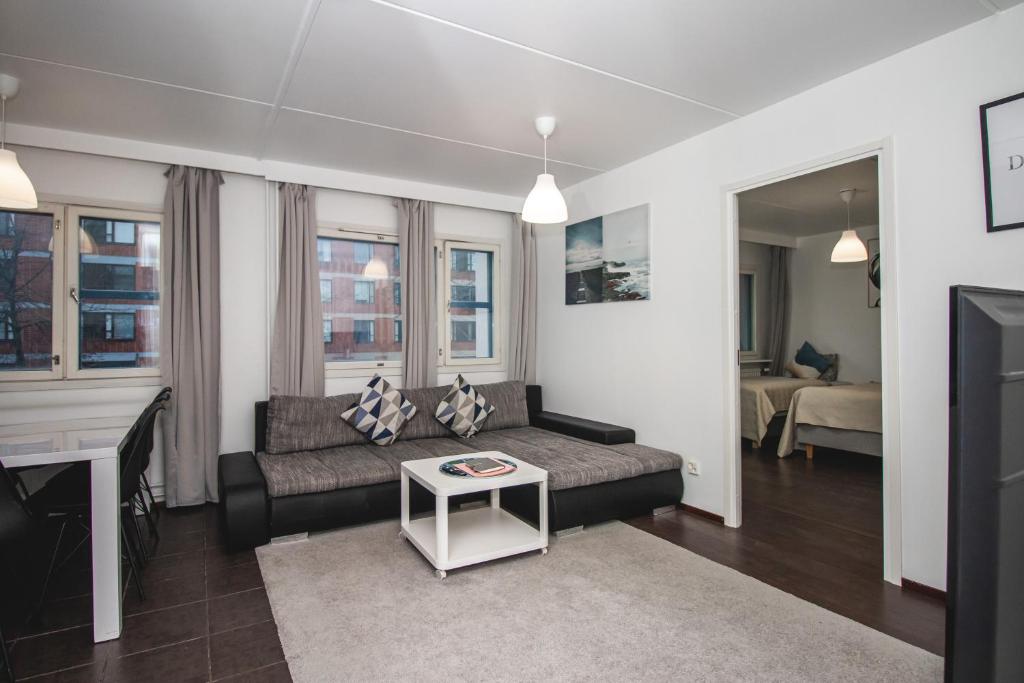 Cozy apartment near Metro Station 5