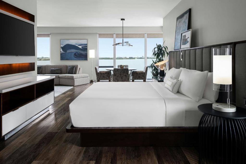 The CURRENT Hotel, Autograph Collection Image
