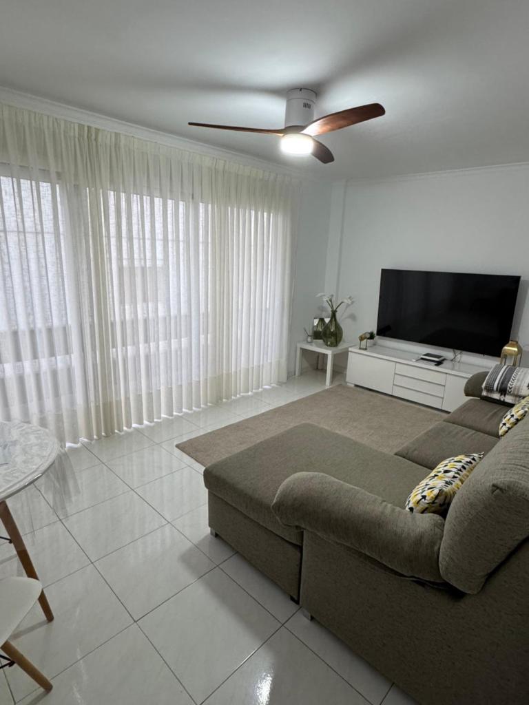 Casa con terraza en La Plazuela 5