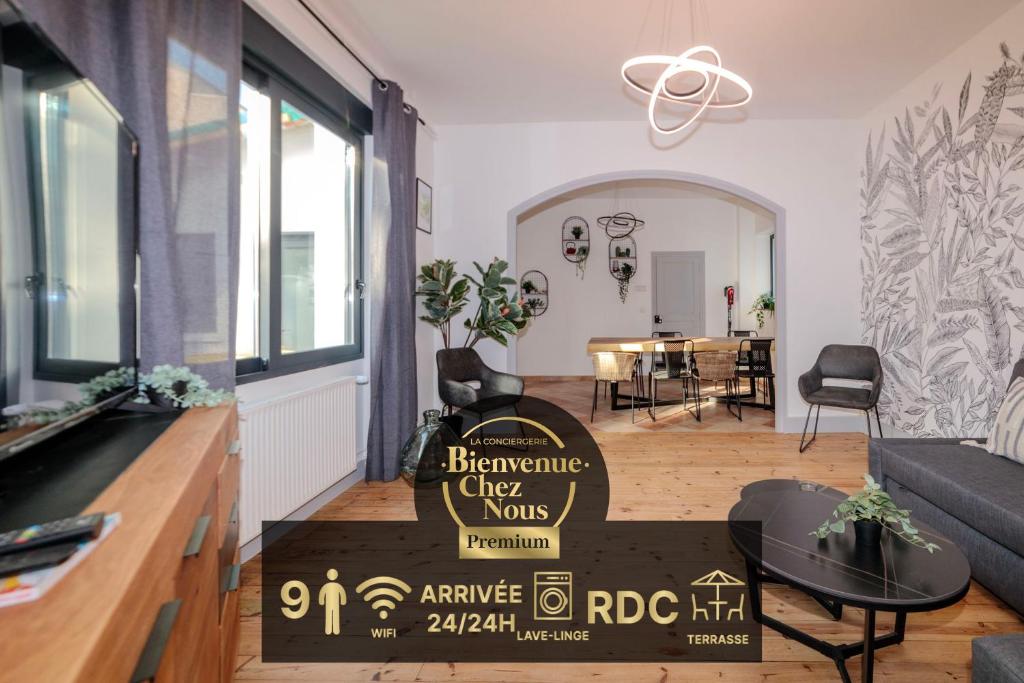 VILLE ET VOLCANS - Maison 9 couchages avec garage et extérieur 1