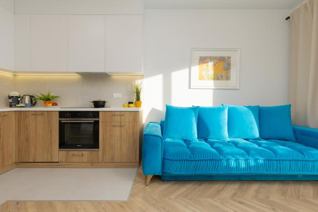 Stylish Apartment Zdziechowskiego with Parking & Home Office by Noclegi Renters 8